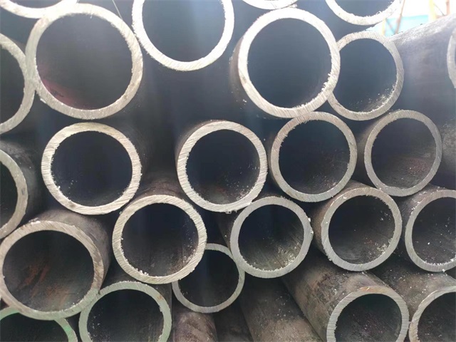 宜春10#结构用无缝钢管